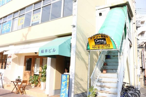 船井ビル２階事務所北側