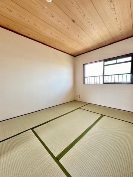 サンプラザ富士