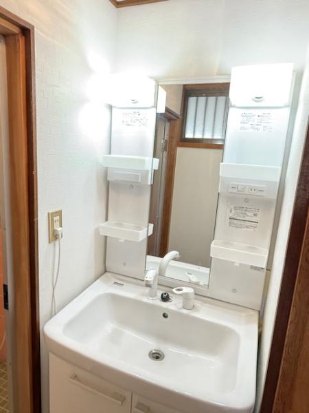 鴻池町１丁目戸建