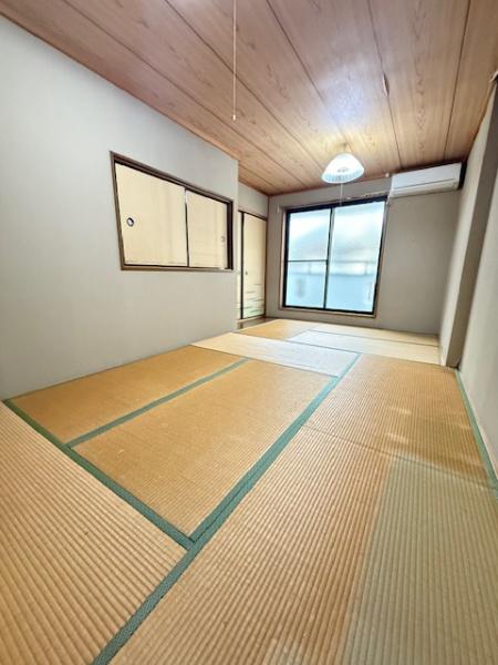 御供田２階建貸家