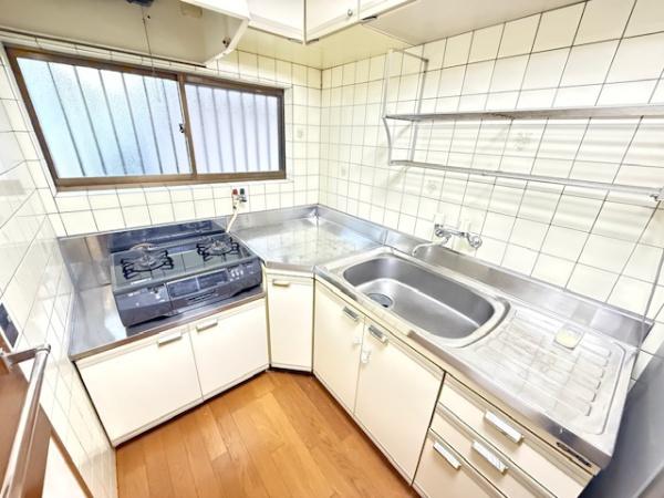御供田２階建貸家