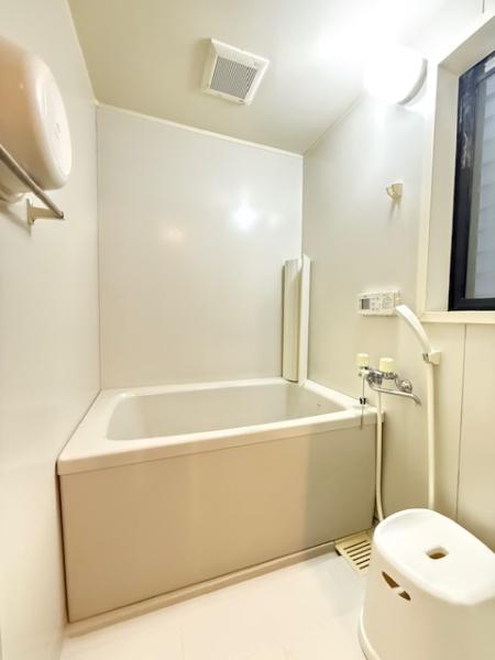 御供田２階建貸家