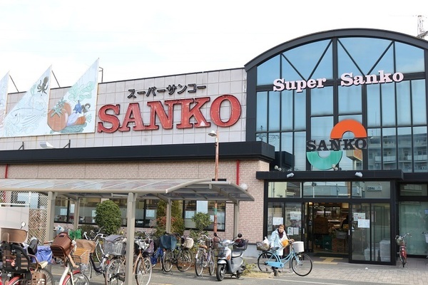 ウェアハウスJW2(スーパーサンコー加納店)