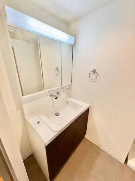 比枝コーポラス上町1