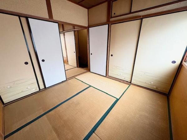 東大阪市中鴻池町２丁目のテラスハウス