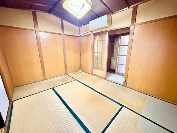 東大阪市中鴻池町２丁目のテラスハウス