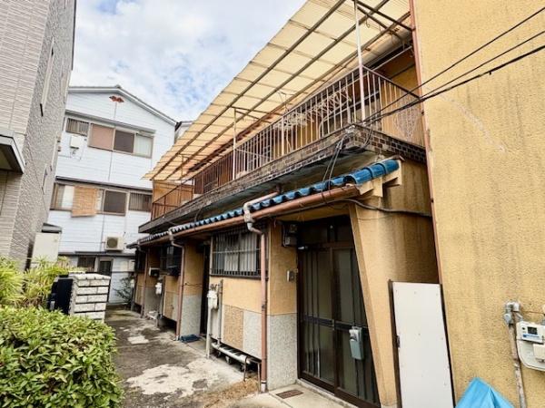 東大阪市中鴻池町２丁目のテラスハウス