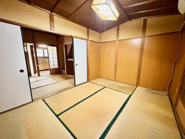 長谷川二階建て連棟貸家