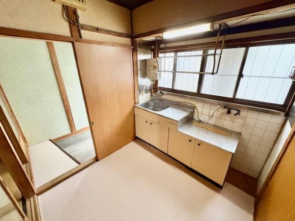 長谷川二階建て連棟貸家