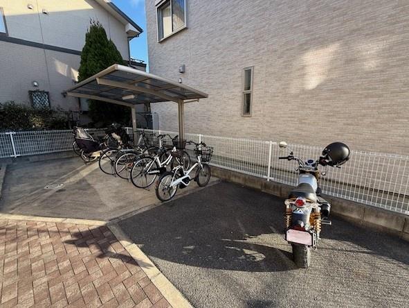 グラッツィエ