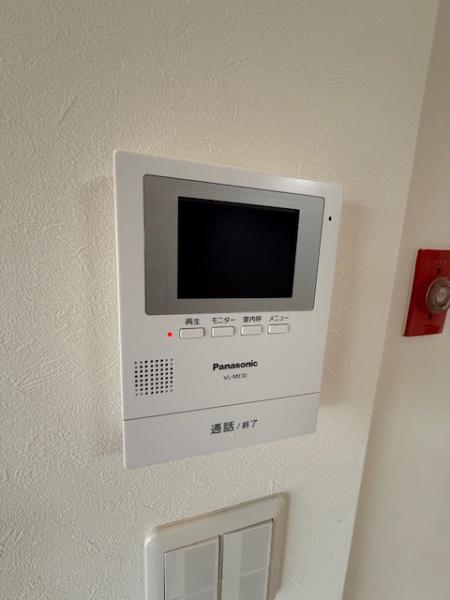 コンフィー鴻池新田駅前