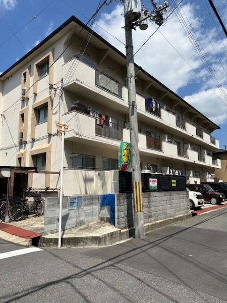 コンフィー鴻池新田駅前