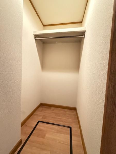 アイリスハイム