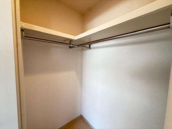 エスト・ドミール