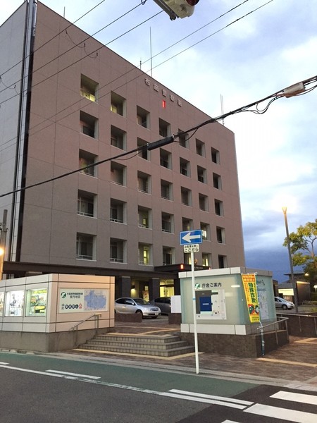 グランピア松村(布施警察署)