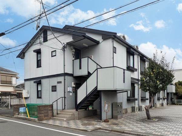 クウィンスコート　102