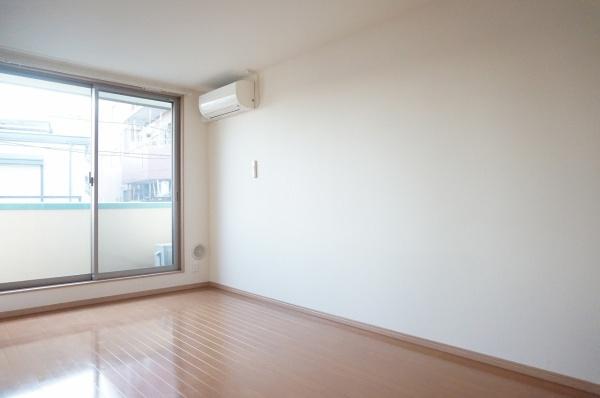 西東京市芝久保町２丁目のマンション