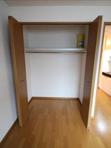 クレセントひばり