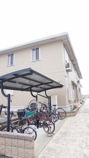 小平市鈴木町１丁目のアパート