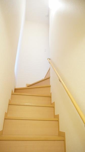 小平市鈴木町１丁目のアパート