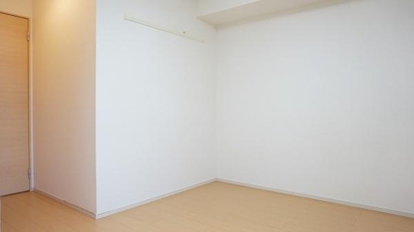 ゼファーコート(洋室)