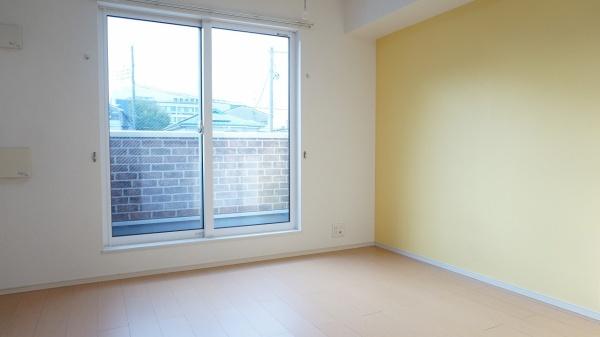 ゼファーコート(洋室)