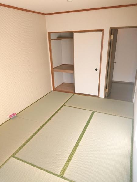 ラフィーネすみれ