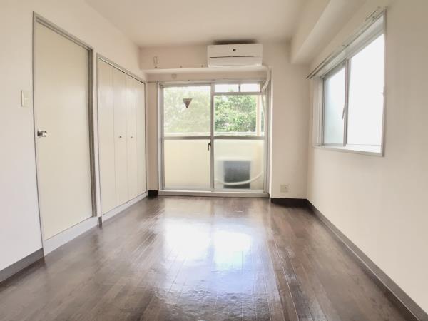 クレストコート西海