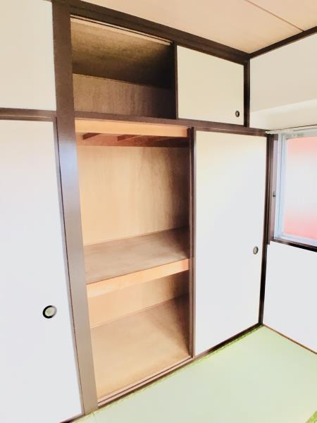 クレストコート西海