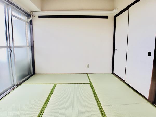 クレストコート西海