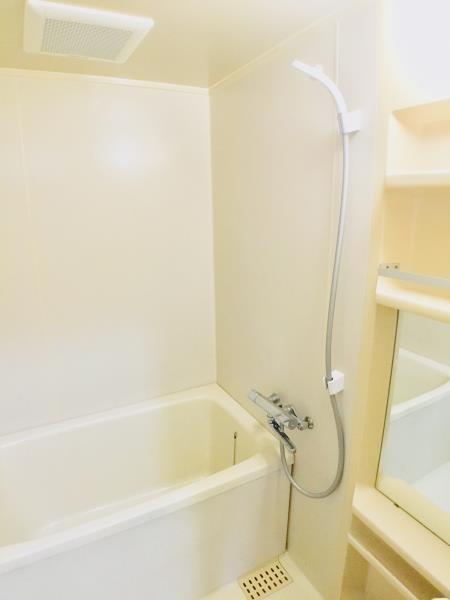 クレストコート西海