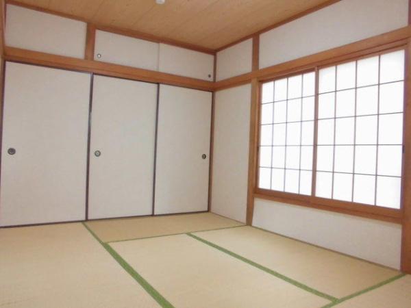 小平市仲町の貸家