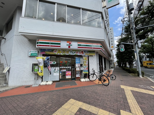 SiestaVilla久米川　桜avenue(セブンイレブン東村山栄町店)