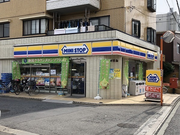 むさし野ハイツＢ棟(ミニストップ芝久保2丁目店)