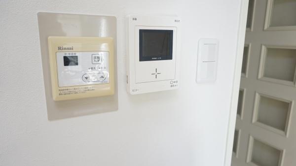 ホワイトプラザ