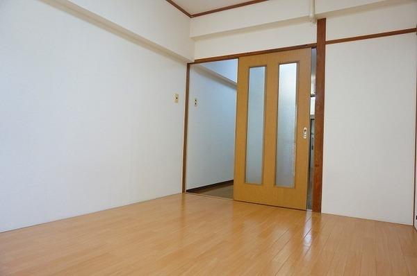 田無マーシャンハイツ