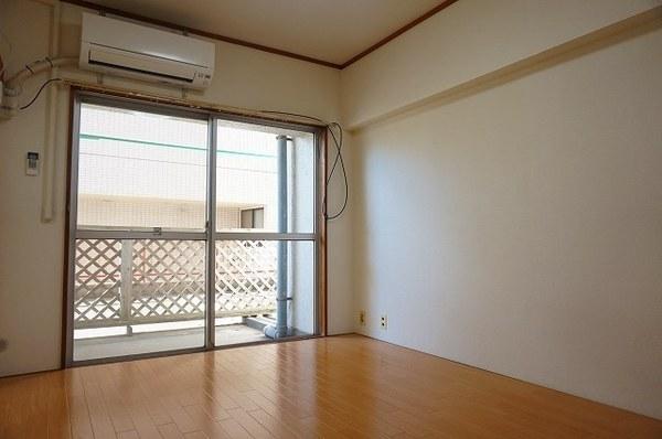 田無マーシャンハイツ