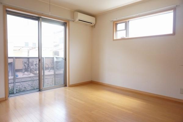 小平市花小金井１丁目のアパート