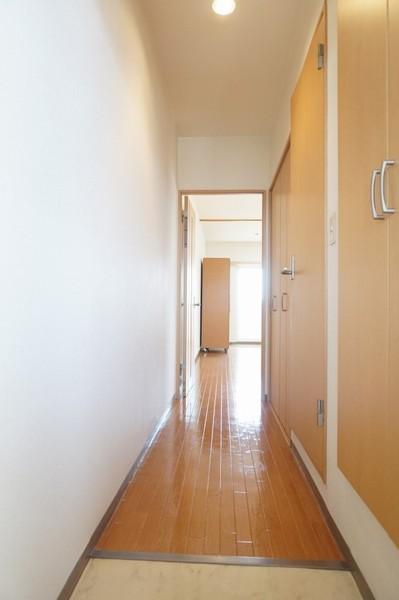 西東京市田無町6丁目のマンション(玄関)