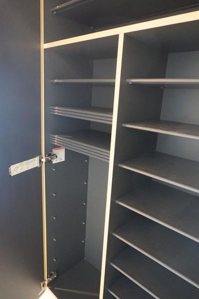 西東京市田無町6丁目のマンション(収納)