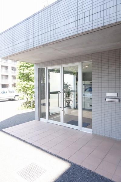 西東京市田無町6丁目のマンション(エントランス)
