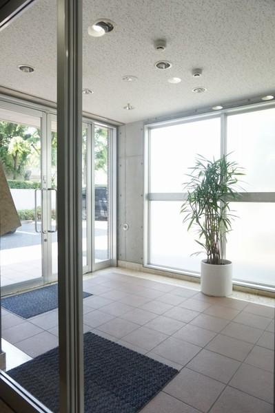 西東京市田無町6丁目のマンション(エントランス)