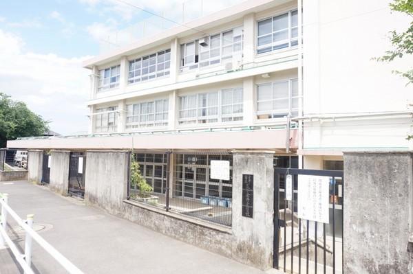 西東京市芝久保町３丁目のアパート