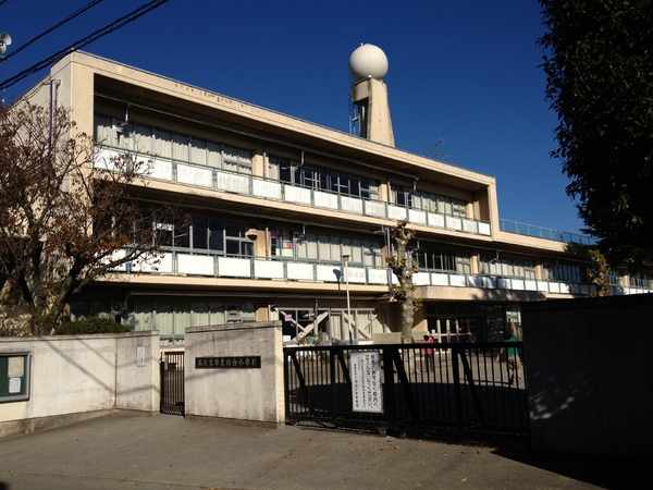 エスシュペリュールヴィラージュ(西東京市立向台小学校)
