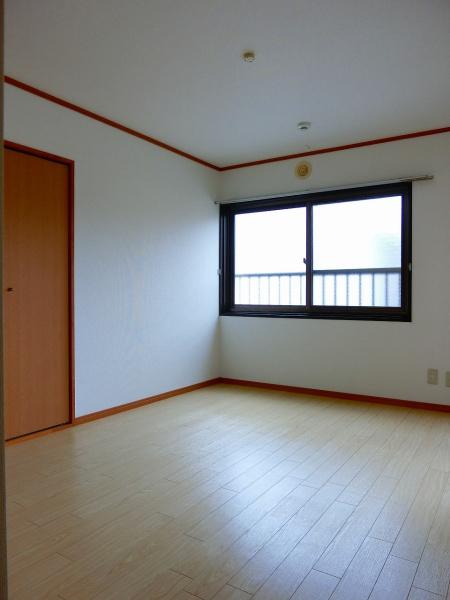 彦根市小泉町のマンション
