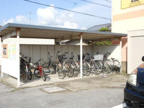 彦根市小泉町のマンション