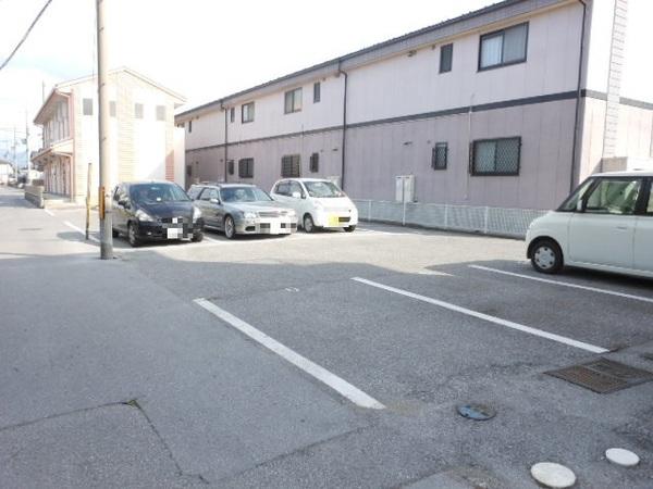彦根市小泉町のマンション