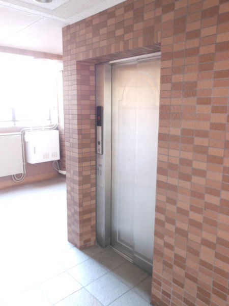 彦根市後三条町のマンション