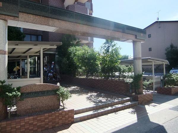 スーリール１番館