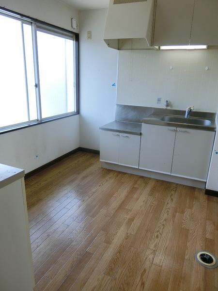 彦根市西今町のアパート